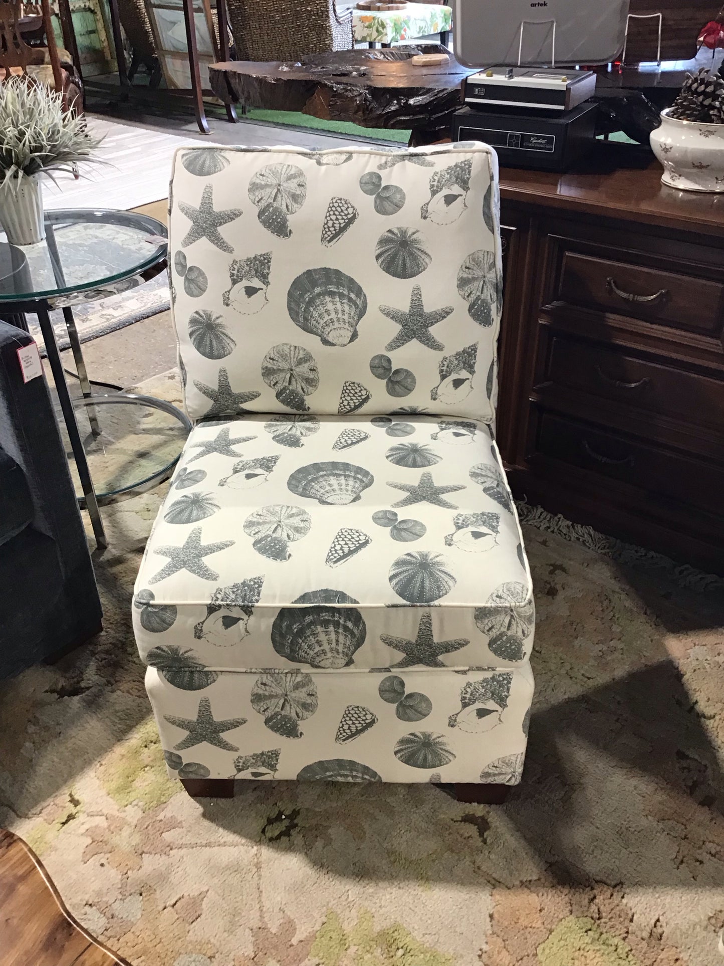 Kincaid Slipper Chair, 35"x23"x35"h