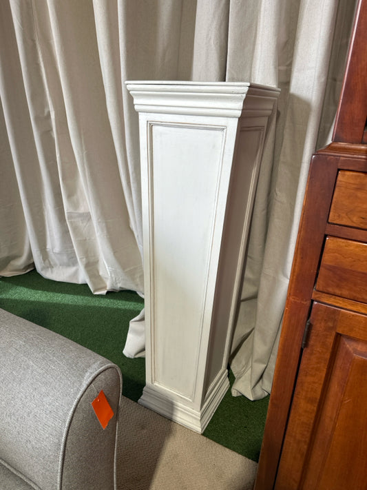 Traditional column pedestal, off white, 15"x12"x48"H