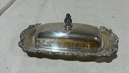 Rogers Silver Butter dish w/lid- 9x 4.5